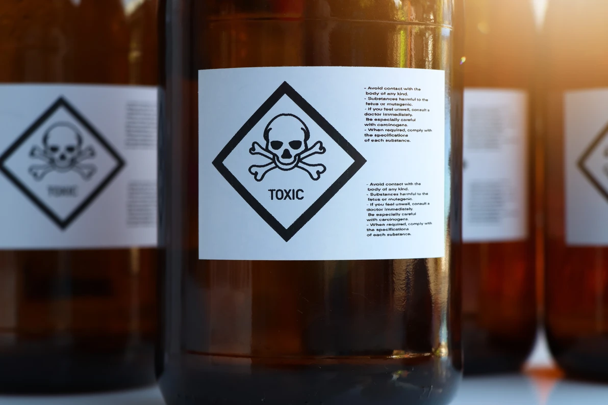 DANGEROUS CHEMICALS - 10 Toxic Ingredients To Avoid In Your Products