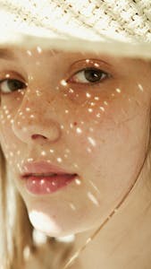 Summer Skin Rescue: Essential Oil Microdosing for Heat-Stressed Sensitive Skin