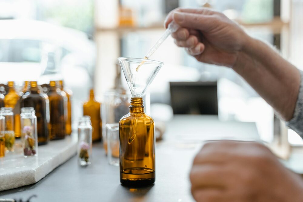 Blending Essential Oils: Methods, Ratios & Safety
